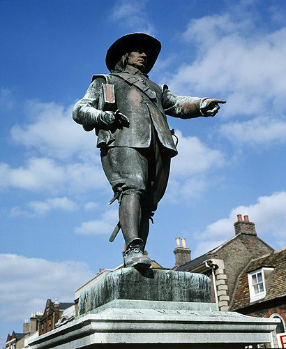 Oliver Cromwell (1599-1658), statue, St Ives, Cambrdgeshire, England