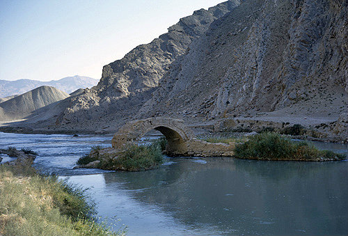 Afghanistan, Timurid, 15th century bridge on the Murghob River