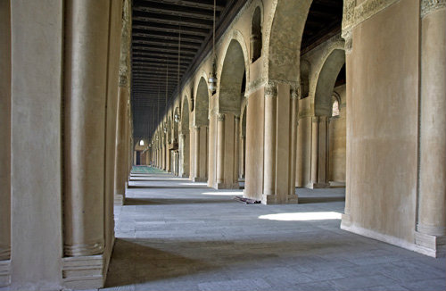 Egypt, Cairo, ninth century mosque of Ahmad Ibn Tulun, Abbasid governor of Egypt, 868-84, arches in main prayer hall