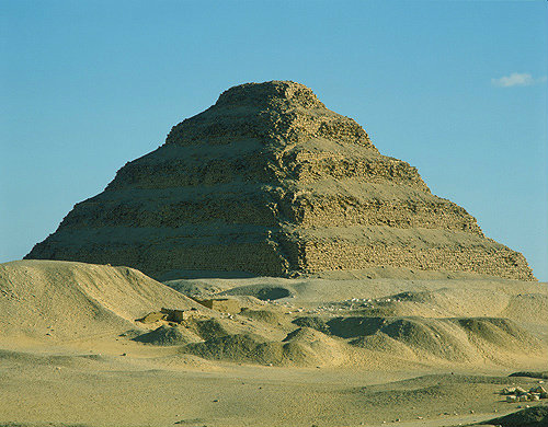 Egypt, Saqqara, stepped pyramid of Djoser, first king of third dynasty, 2686 BC, built by the architect Imhotep