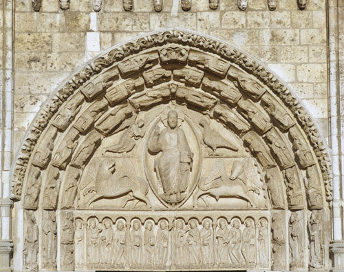 Chartres, Royal Portal, central bay, lintel, 12 apostles, tympanum, Christ with symbols of four evangelists 12th century