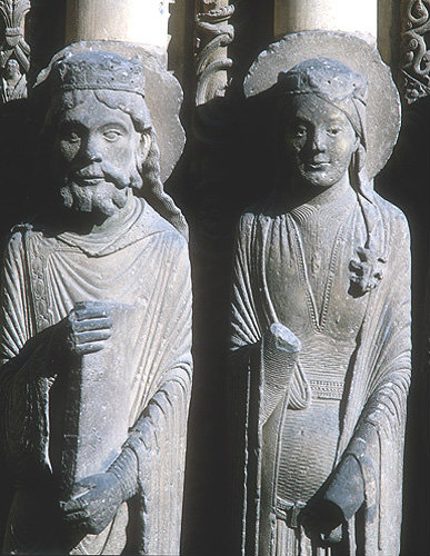 A king and queen of Judah, twelfth century, right hand jamb, central bay, Royal Portal, Chartres Cathedral, France