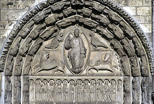 Chartres Cathedral, Royal Portal, central bay, Christ in Majesty with apostles