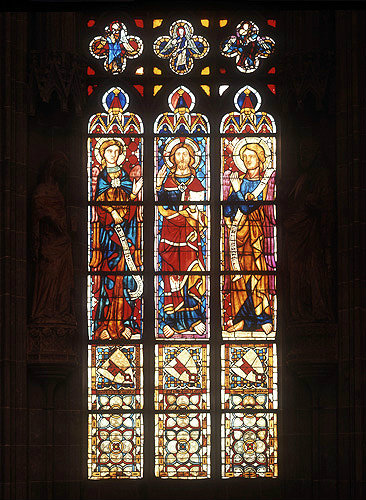 Germany, Soest, Church of St Maria Wiesenkirche, Christ and two angels, apse, centre window 15th century