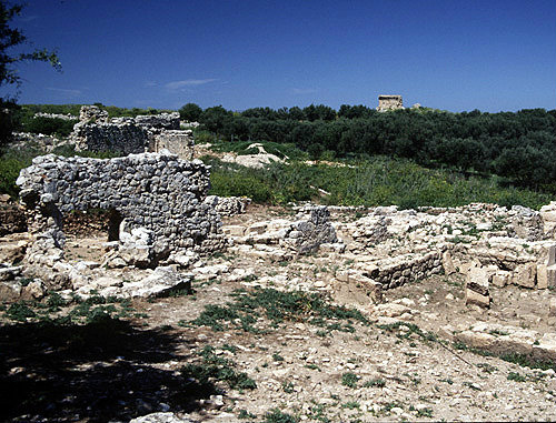 Greece, Crete, Aptera, view over the living area and the Roman Bath house complex on the left