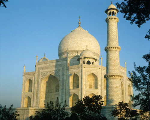 India Taj Mahal at Agra 17th century