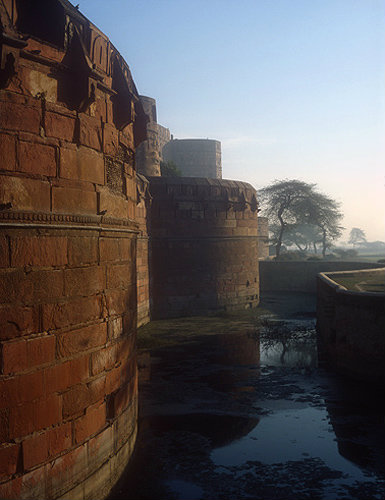 Red Fort, sixteenth century, exterior walls and moat, Agra, India