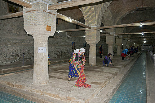 Rakhtshur khaneh (wash house) built 1926 to provide laundry facilities for women, now a museum with models, Zanjan, Iran