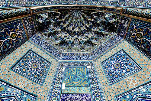Friday Mosque (Masjed-e Jameh), built in the fifteenth century for Sayyed Roknaddin, mihrab and muqarnas, Yazd, Iran