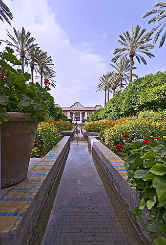 Narenjestan Garden (citrus), created in Zahn period by Mirza Ibrahim Khan, of the Qavam family, view of pavilion from water channel, Shiraz, Iran