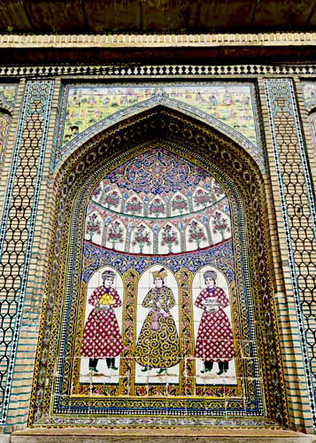 Narenjestan Garden (citrus), created in Zahn period by Mirza Ibrahim Khan, of the Qavam family, panel of decorative tilework in garden wall, Shiraz, Iran