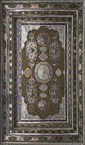 Narenjestan pavilion built in Zahn period late ninteenth century by Mirza Ibrahim Khan, elaborate mirrors decorating entrance hall, Shiraz, Iran
