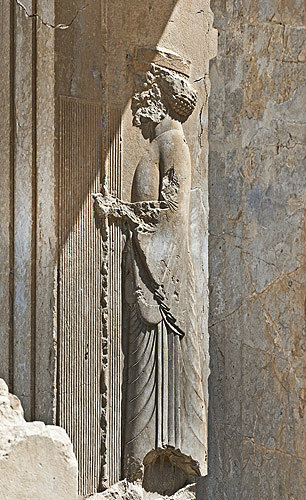 Relief of guard with spear inside door frame of Darius