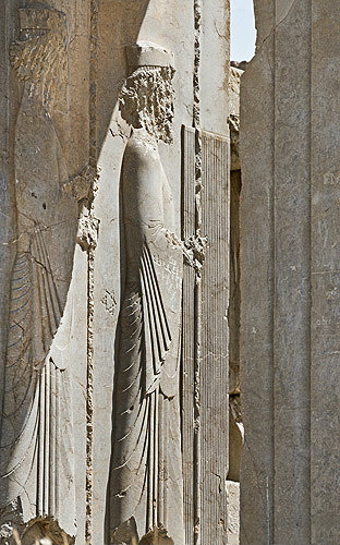 Relief of guards with spears inside door frame of Darius
