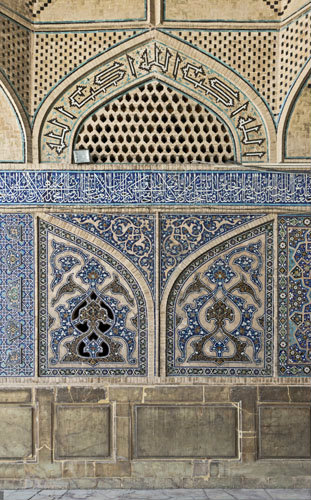 Masjed-e Jameh, Seljuk, oldest mosque in Iran, south iwan, Isfahan, Iran