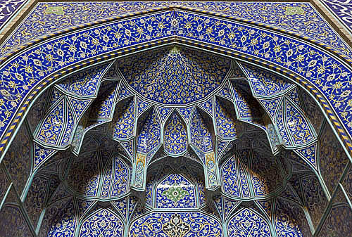 Sheikh Lotfollah mosque, built 1602-19, in the reign of Shah Abbas I, muqarnas in mihrab, Isfahan, Iran