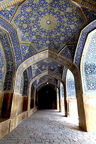Masjed-e Shah, built 1611-1629 for Shah Abbas I, also known as Masjed-e Imam or Royal mosque, passage north east of courtyard, Isfahan, Iran