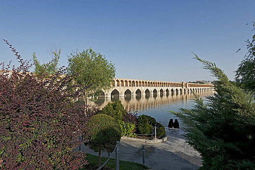 Pol-e Si-o-Se, Si-o-Se bridge, bridge of 33 arches, built 1599-1602 by Allahverdi in reign of Shah Abbas I, Isfahan, Iran
