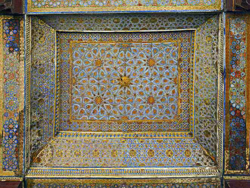 Chehel Sotun, painted ceiling in pavilion, completed by 1646, built by Shah Abbas II, Isfahan, Iran
