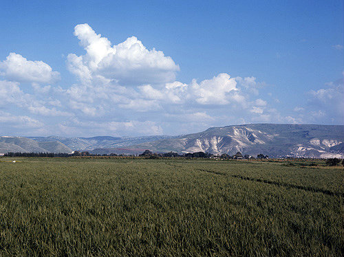 Israel, view across the Jordan Valley to the Mountains of Gilead