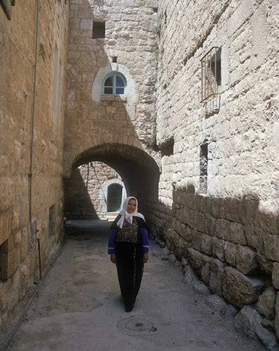 Israel, Bethlehem, arab woman in back street