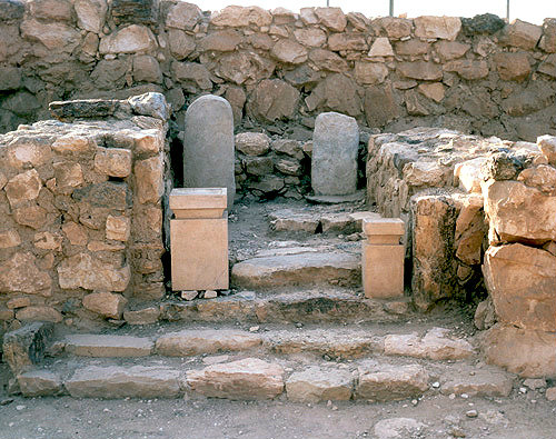 Israel, Tel Arad in the Negev, Israelite temple dating from seventh century BC, sacrificial altar in seventh century BC temple and Holy of holies