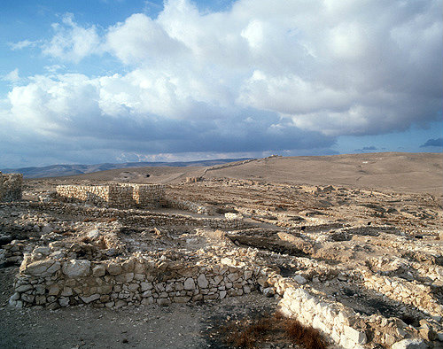 Israel, Arad in the Negev, tower and walls of lower city, Tel in the background