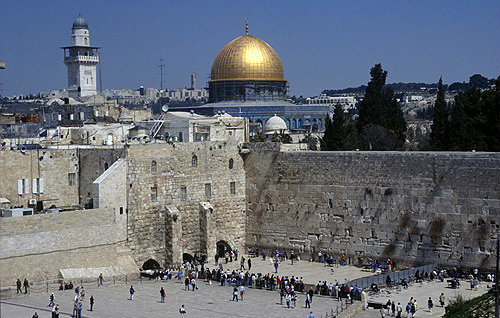 Israel, Jerusalem, Old City view of the Western Wall and Dome of the Rock