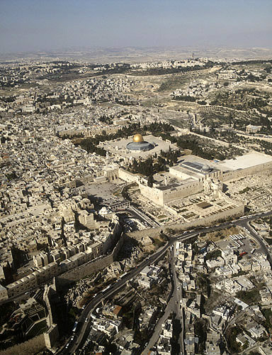 Israel, Jerusalem, aerial view from the south west of the Temple Area and the Western Wall