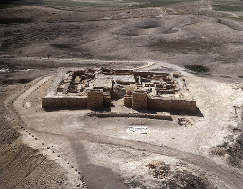 Israel, Tel Arad in the Negev, aerial view of citadel and temple