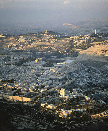Israel, Jerusalem, aerial view from the south west with Dormition Abbey, Dome of the Rock, Al Aqsar Mosque