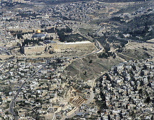 Israel, Jerusalem, aerial view of the City of David, Silwan Village, the Temple Area and the Kidron valley