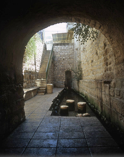 Israel, Jerusalem, pool of Siloam, looking out of Hezekiah