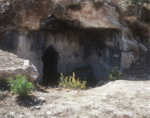 Israel, Jerusalem, entrance to family tomb in the Hinnom valley