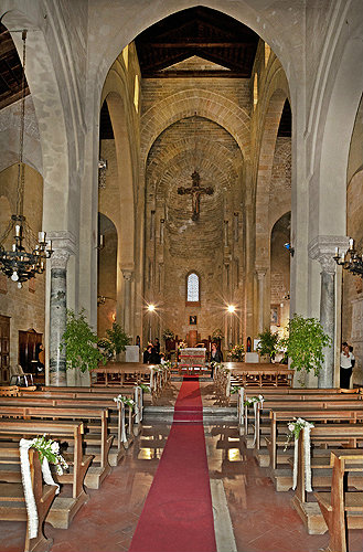 Church of the Holy Trinity (la Magione), begun 1191 in Arab-Norman style, interior, Palermo, Sicily, Italy