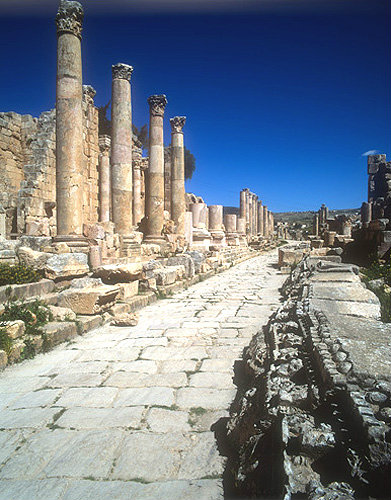 Cardo by propylaeum (grand entry) of temple of Artemis, second century, Jerash, Jordan