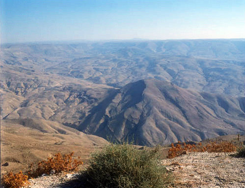 Wadi el Hasa (biblical Zered Valley), hills of Moab, boundary between Moab and Edom, Jordan