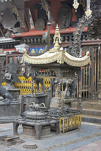 Hindu god Indra represented by his thunderbolt, Uku Bahal, temple courtyard, Patan, Nepal