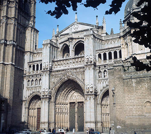 West front, thirteenth to fifteenth century, Toledo Cathedral, Spain