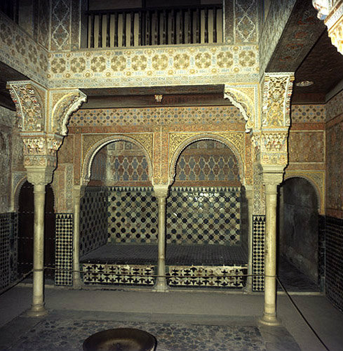 Spain, Granada, the Alhambra 14th century, Sala de Las Camas, leisure room adjoining the baths