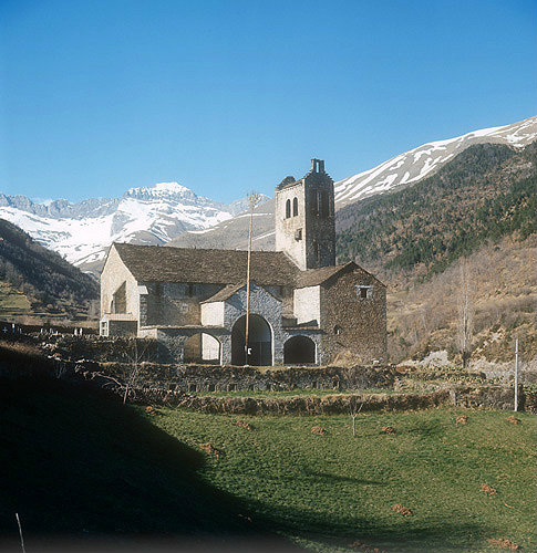 Village church of Linas de Broto near Biescas, Huesca Province, Pyrenees, Spain