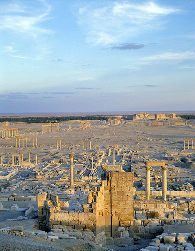Syria, Palmyra, general view over the ruins at sunset