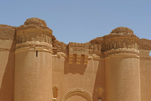 Upper level of entrance gate of east complex, early eighth century, Qasr al-Hayr east, Umayyad castle in desert of Syria