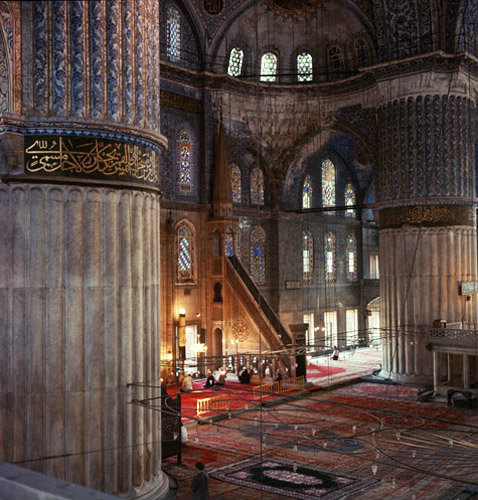 Turkey, Istanbul the Sultan Ahmet or Blue Mosque built by Mehmet Aga in 1609-17, the interior