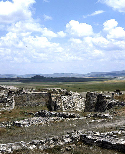 City Gate with tumulus of Midas in back ground, Gordion, Turkey