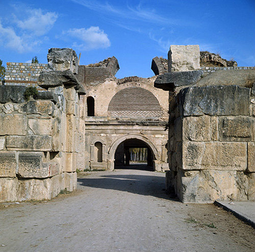 Nicea,  Bithynia, Turkey, site of first Oecumenical Council, 325, Istanbul gate and city walls dating from second century