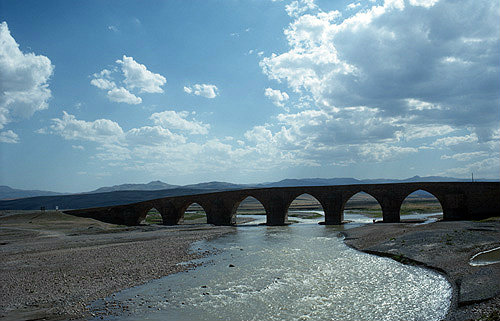 Turkey, Selcuk, Cobandede bridge over the river Araxes or Aras on the Silk Road from Erzurum to Kars, 13th century