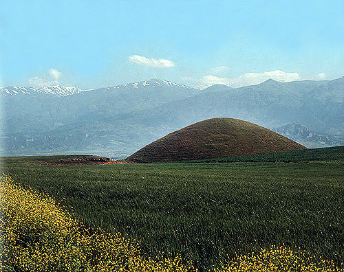 Lydian necropolis, circa 680-646 BC, on shore of Lake Gyges, large tumulus possibly containing tomb of King Gyges, near Sardis, Turkey