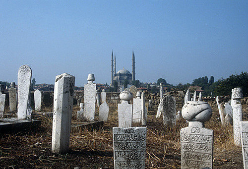 Selimye Camii mosque, sixteenth century, built by Sinan, seen from graveyard of Muradiye, Edirne, Turkey