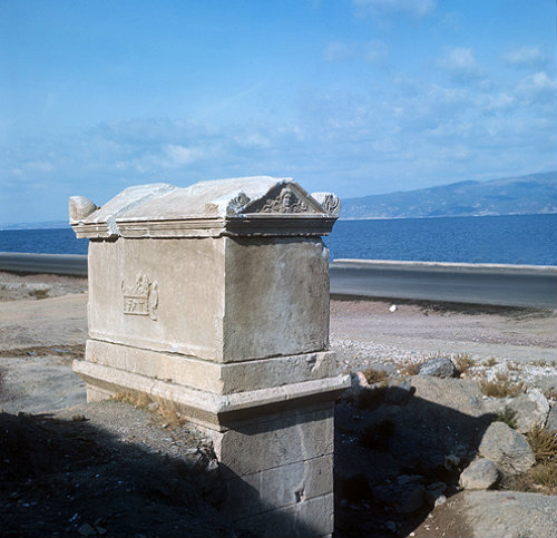 Roman tomb on the roadside near Iznik, Turkey